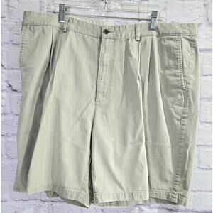 St John's Bay Tan Men's Shorts 44R Lightweight Pockets